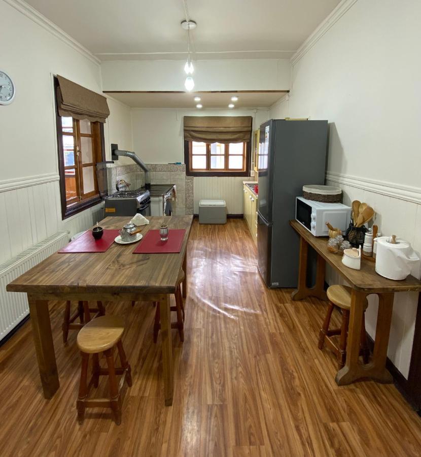 Kawi Hostel Пуерто-Наталес Екстер'єр фото