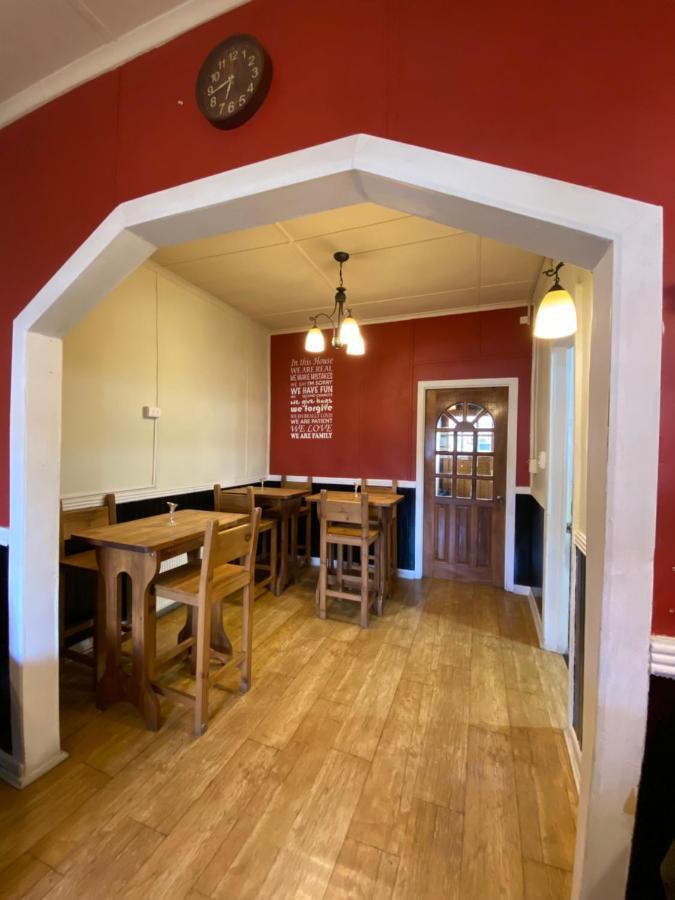 Kawi Hostel Пуерто-Наталес Екстер'єр фото